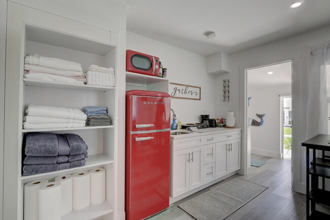 Building Photo - 27250 Shriver Ave