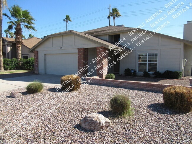 Building Photo - 1251 E Brentrup Dr