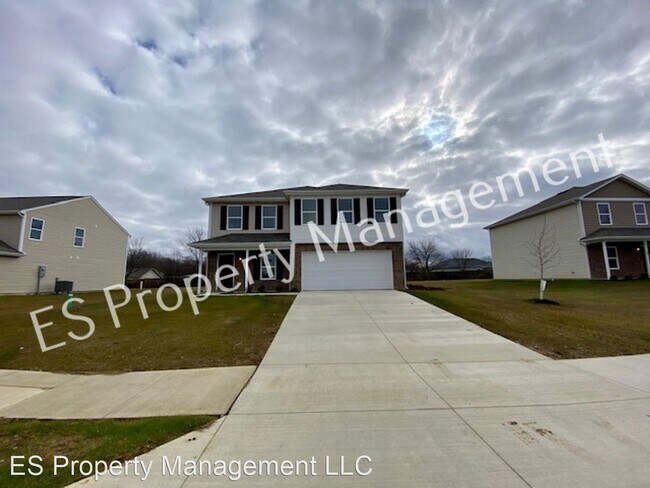 Building Photo - 4 br, 2.5 bath House - 2901 W. Kings Canyo...