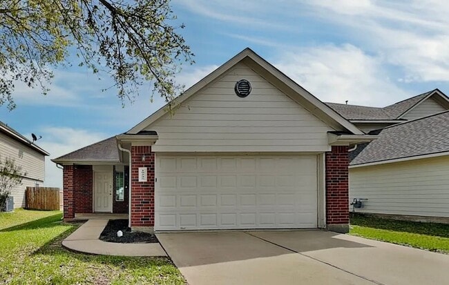 Building Photo - 19235 Sandelford Dr