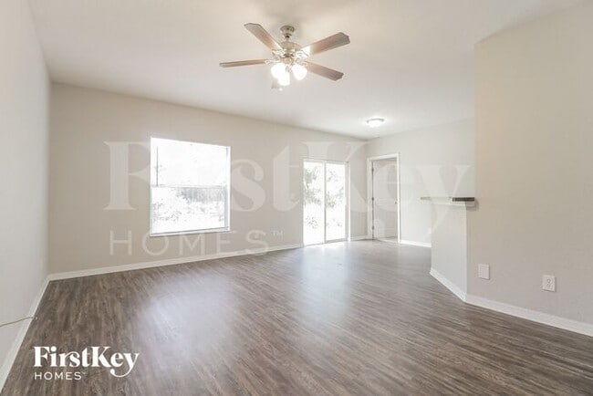 Building Photo - 3609 Ponce De Leon Blvd