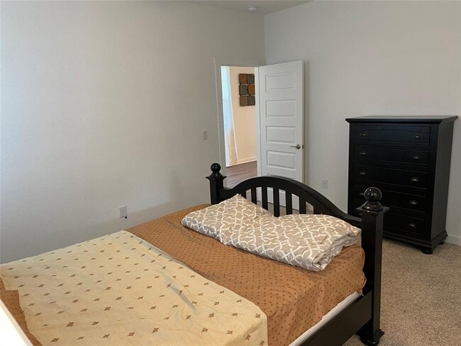 Building Photo - 117 Cupreata Ln
