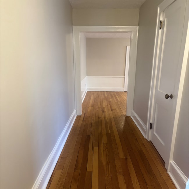 Building Photo - 26 Robin Rd