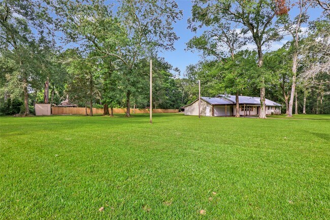 Building Photo - 3014 Inland Rd