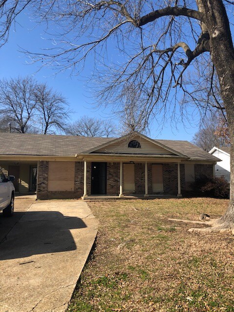 Primary Photo - 3243 Benjestown Rd