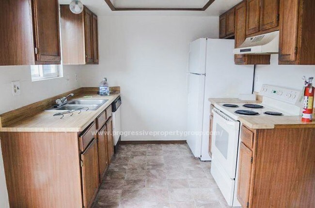 Building Photo - 3143 Starlight Cir