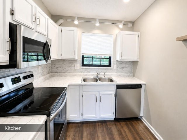 Foto del edificio - 2650 Greenwood Terrace