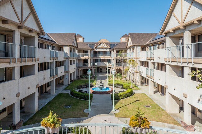 Foto del edificio - Rose Gardens Apartments