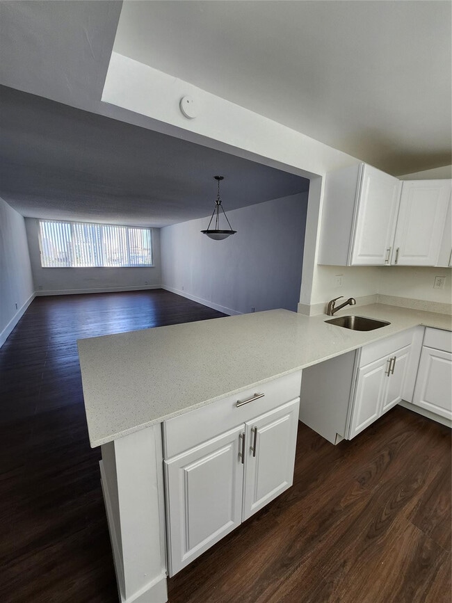 Foto del edificio - 9001 SW 77th Ave