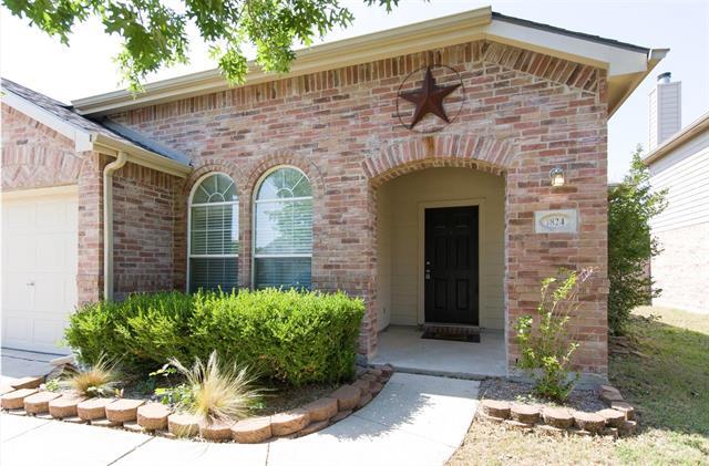 Foto principal - 1824 Heron Dr