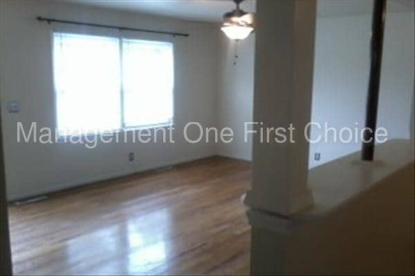 Building Photo - Bellevue Ranch Home