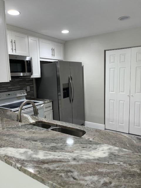 Foto principal - 9826 Kamena Cir