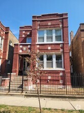 Building Photo - 6137 S Fairfield Ave