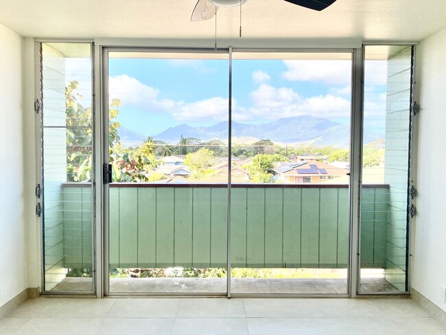 Building Photo - Lalawai Hale - 3bdrm/1bath/1assigned parki...