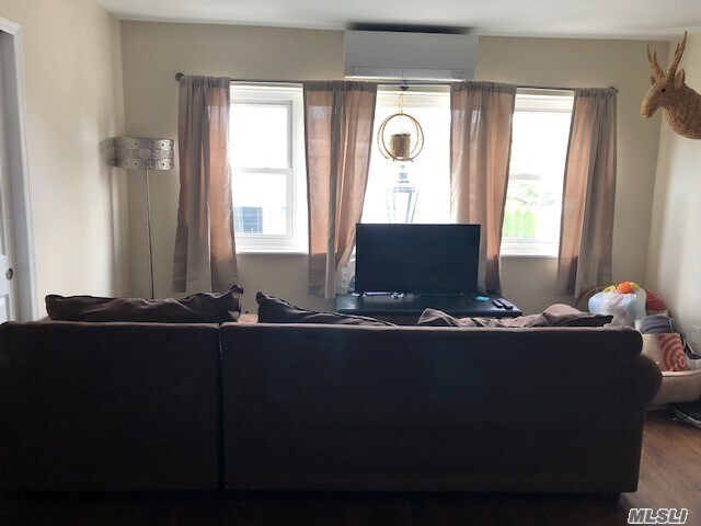 155 Main St Farmingdale Ny 11735 Apartment For Rent In Farmingdale Ny Apartments Com
