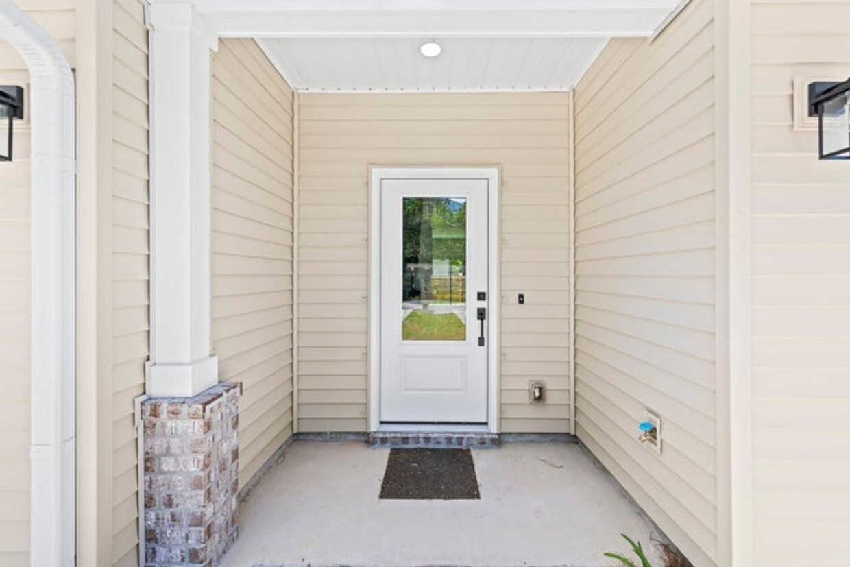 Foto principal - 324 Kelly Rd