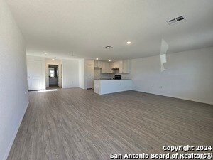 Foto del edificio - 13327 Laffoon Wy