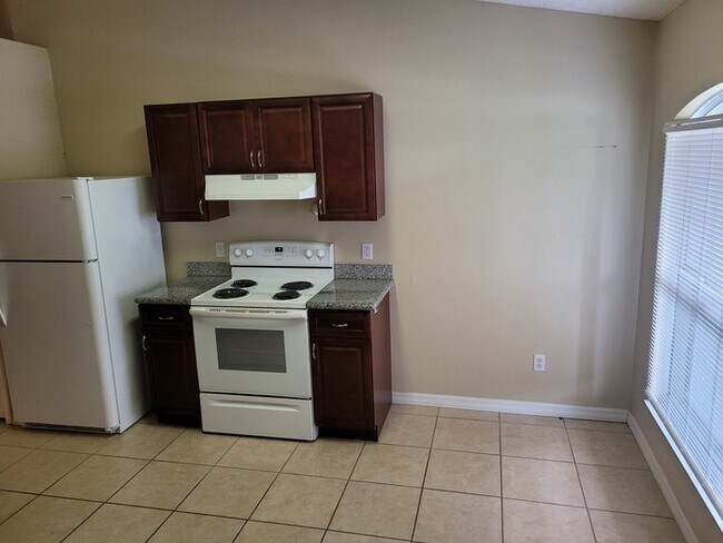 Foto del edificio - 81 S Courtland Blvd