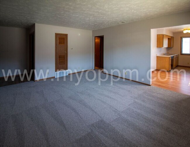 Building Photo - 1715 N 73rd St