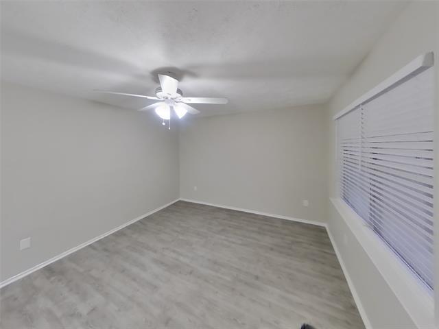 Foto del edificio - 3221 Edgebrook Dr