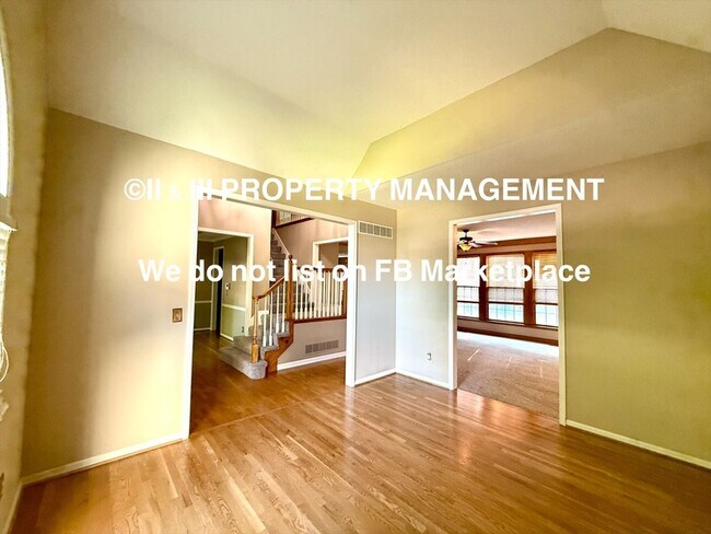 Building Photo - 9103 W 131st Pl
