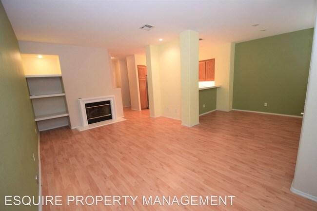 Building Photo - 3 br, 2.5 bath House - 215 CAMINO TOLUCA