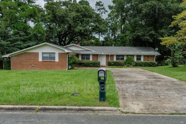 Building Photo - 410 Gaither Dr