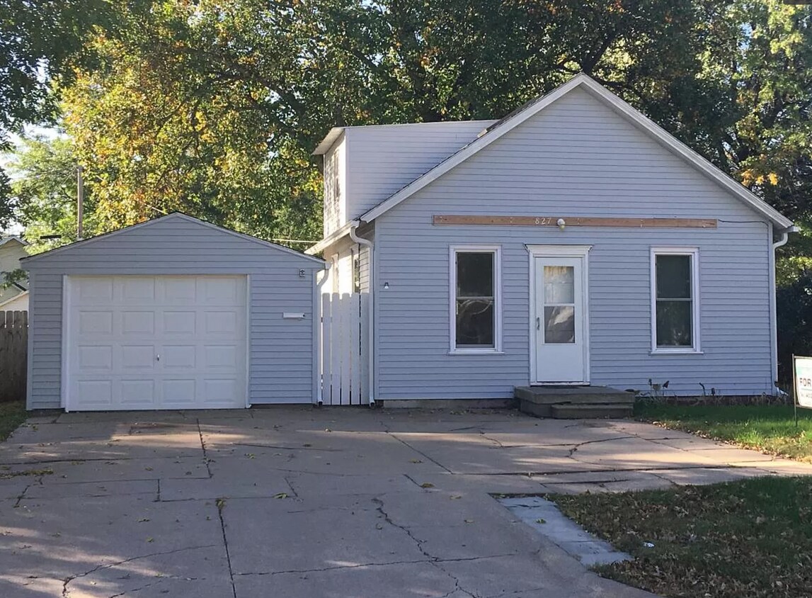 Foto principal - Must See Fremont Home!!