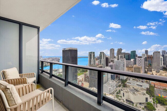 Foto del edificio - 159 NE 6th St