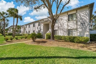 Building Photo - 122 E Cypress Ct