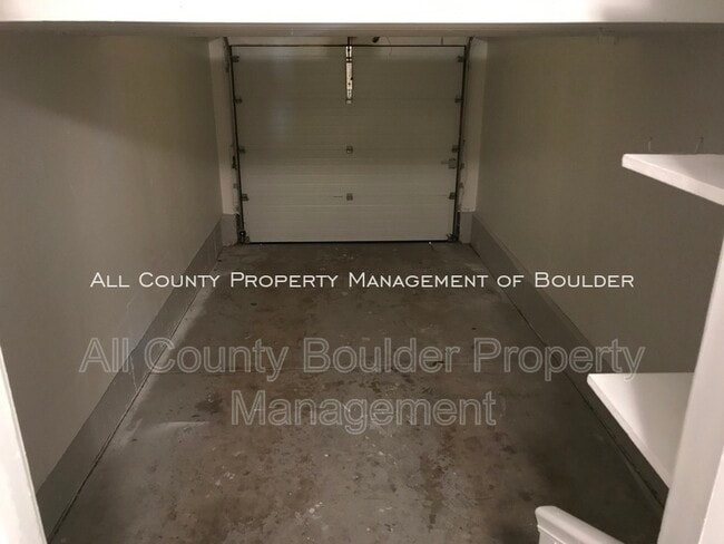 Building Photo - 5950 Gunbarrel Ave