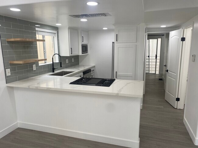 Foto del edificio - 213 Moonstone St