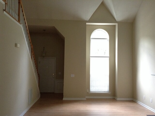 Foto del edificio - 3346 Cherrybrook Dr