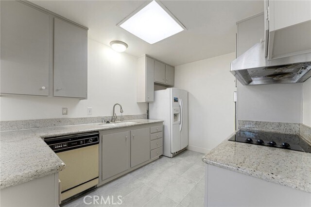 Foto del edificio - 777 E Valley Blvd