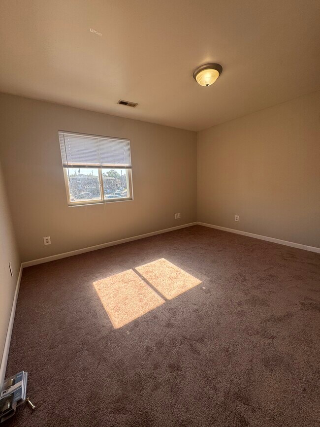 Foto del edificio - 405 S Graham Ave