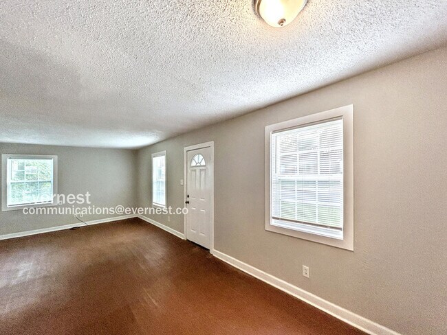 Building Photo - 1475 Pope St
