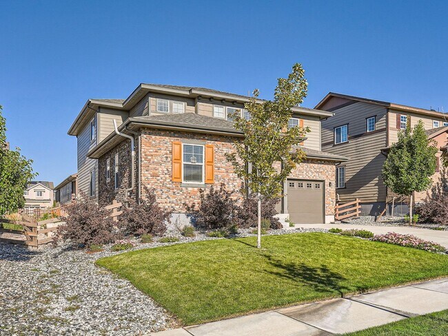 Building Photo - Charming 4-Bedroom Home with Loft, Office,...