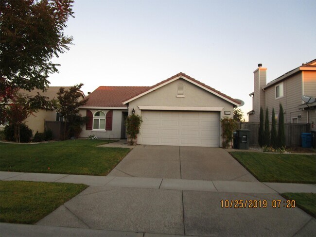 Foto del edificio - 2065 Stone Wood Loop