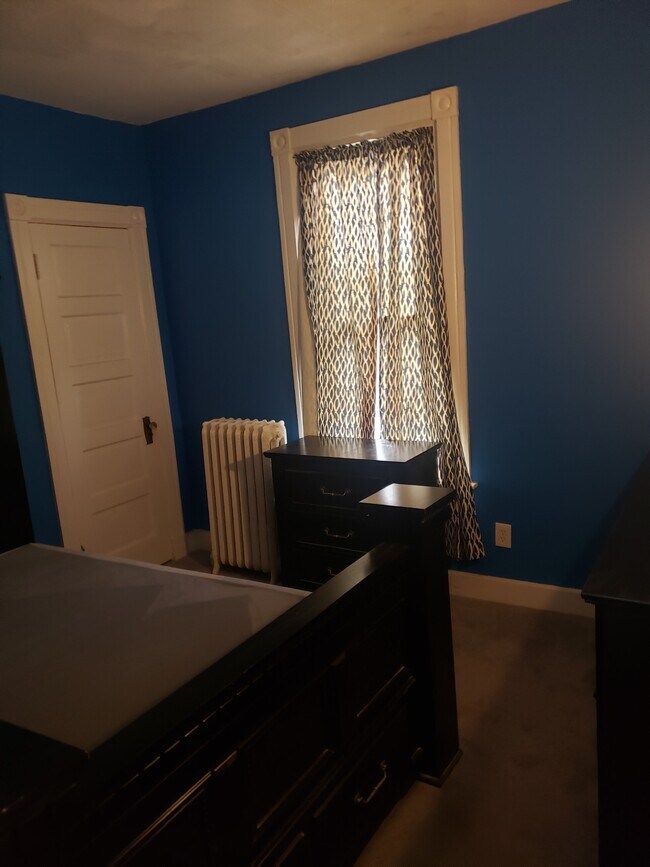 Building Photo - 441 Manning Blvd