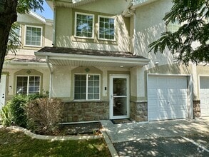 Building Photo - 3694 Crespi Ct
