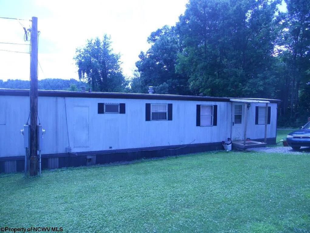 43 Burnt Cabin Rd, Fairmont, WV 26554 House Rental in Fairmont, WV