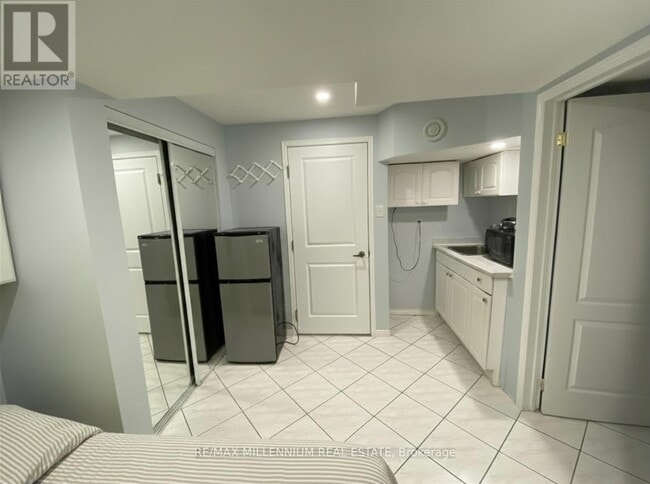 Building Photo - 5110 Timber Mill Ct