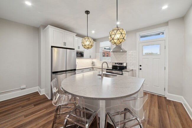 Photo - 91-93 S 9th Street Apartment