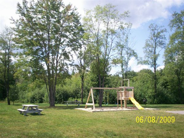 Building Photo - 600 Estate Dr