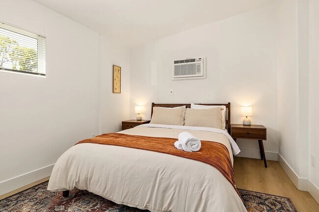 Foto del edificio - 619 W Kelso St