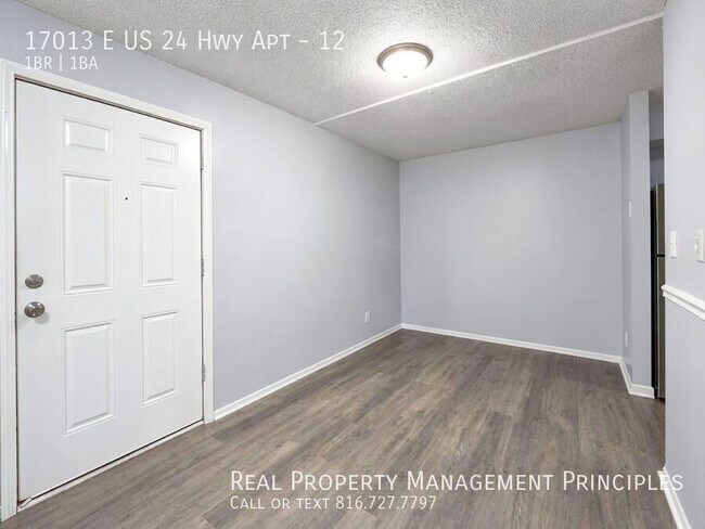 Foto del edificio - 17013 E US 24 Hwy Apt-12