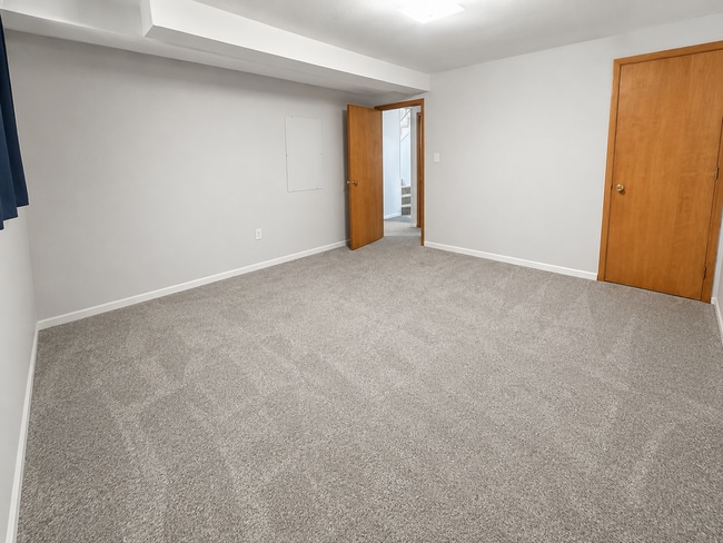Foto del edificio - 1589 Lois St
