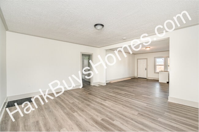 Foto del edificio - 115 Kansas St