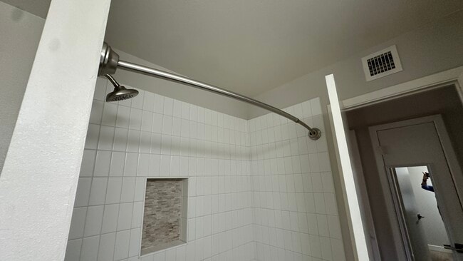 Building Photo - 2806 S Mill Ave