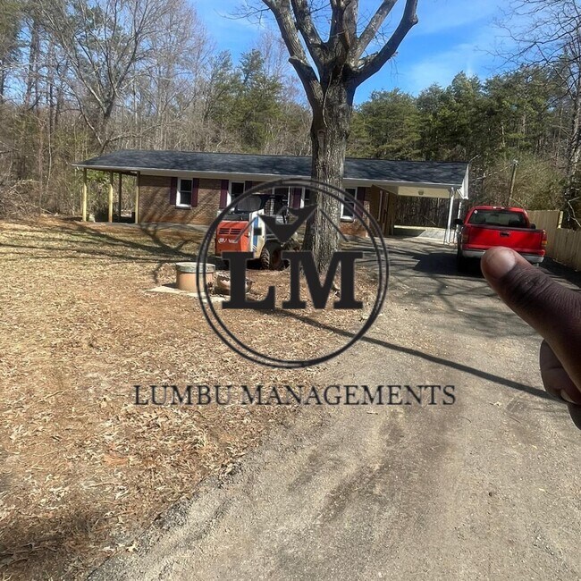 Foto del edificio - 2089 Traynham Grove Rd